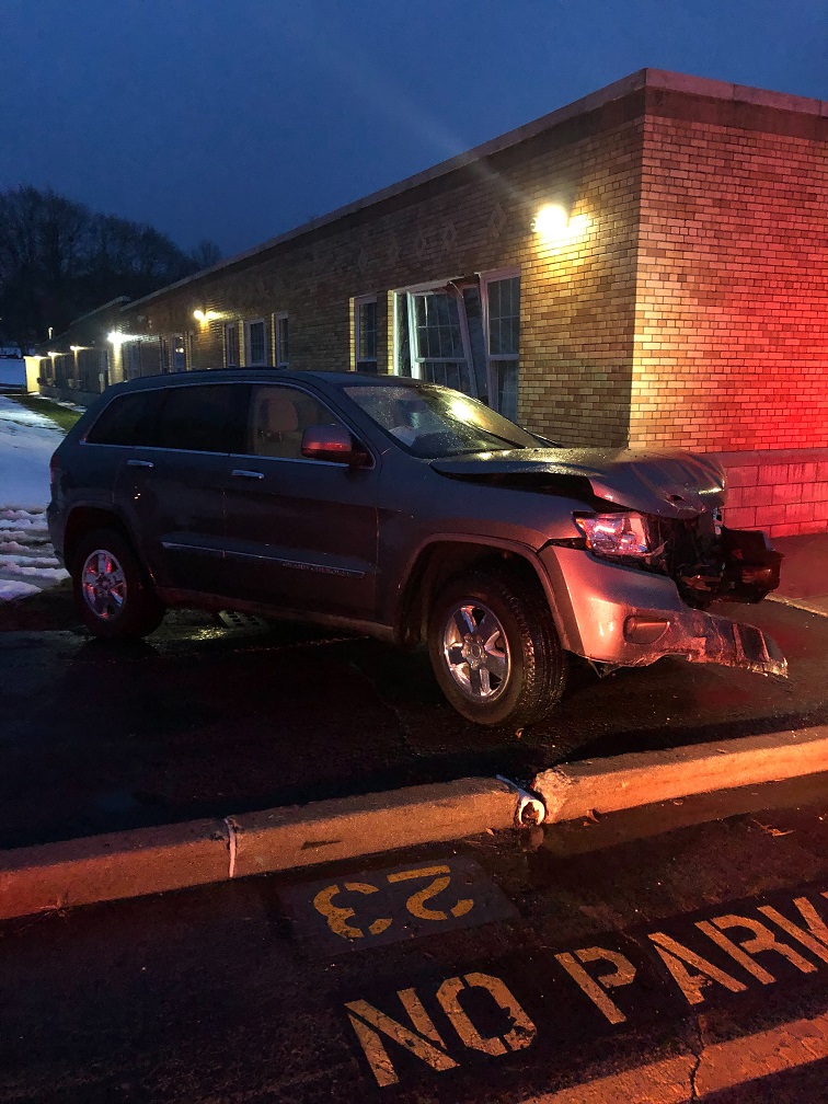 Photo_WFD - PARK AVE. VEHICLE ACCIDENT