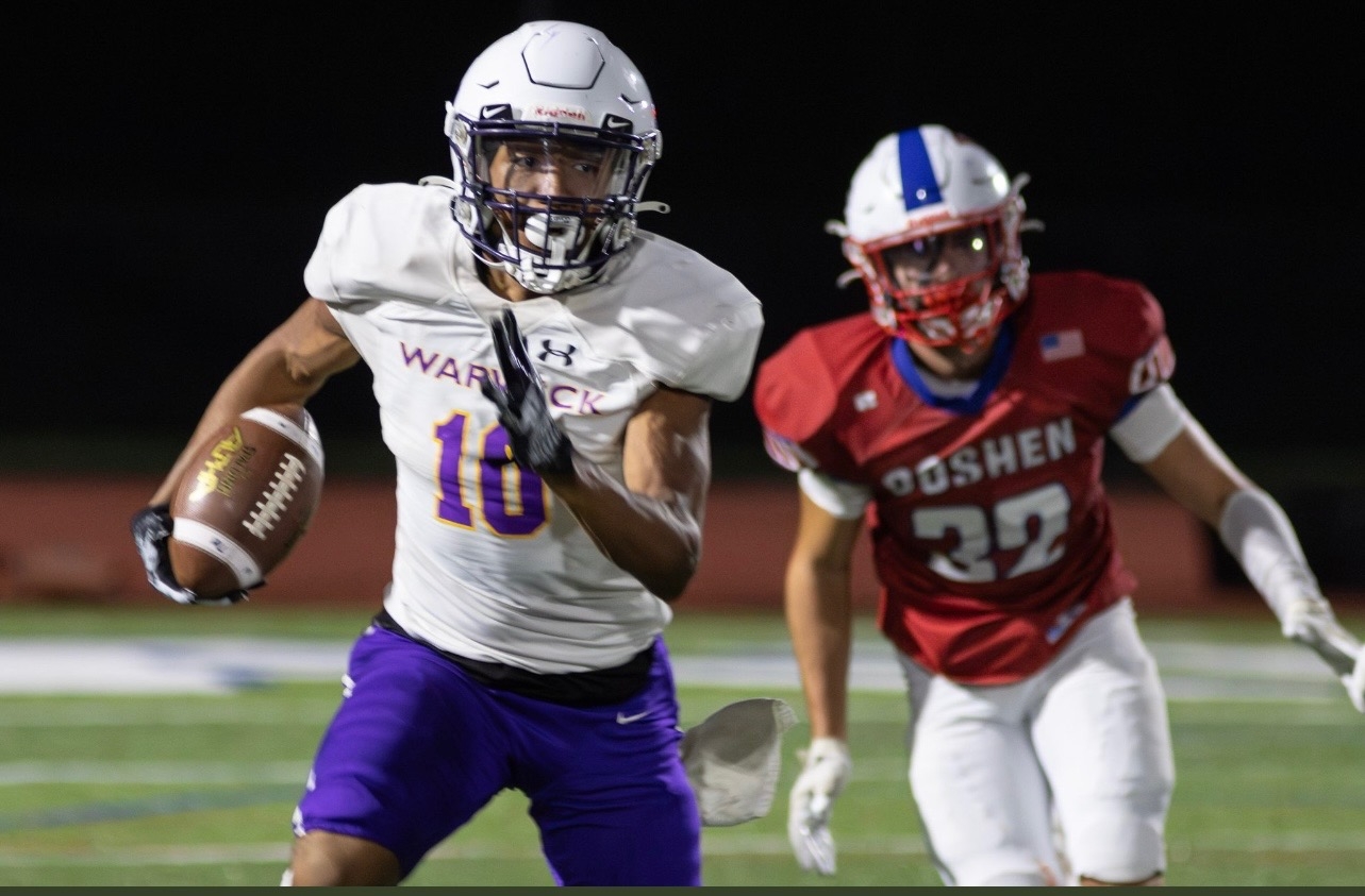 Warwick’s Latrell Willis #10 earns all section football honors as a receiver and defensive end